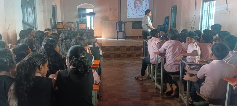 പ്രമാണം:12027 bodhavakaranaclass1.jpg