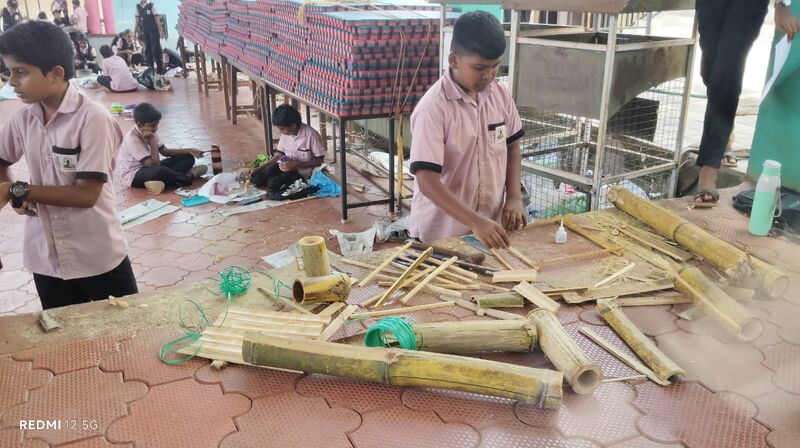 പ്രമാണം:12027 we2.jpg