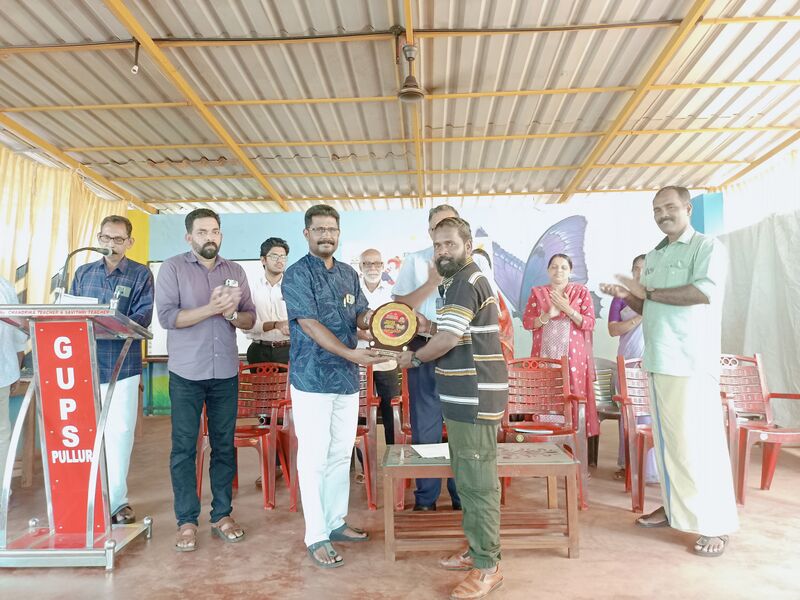 പ്രമാണം:12244 596.jpeg