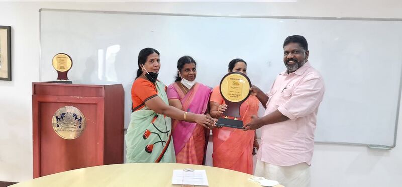 പ്രമാണം:38325 nallapadam.jpeg