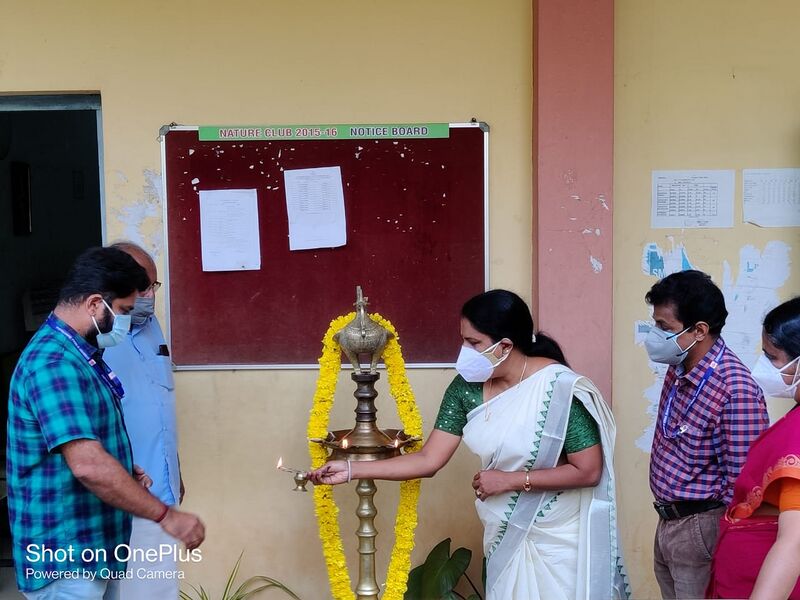 പ്രമാണം:42029 prevesnolsavam1.jpg