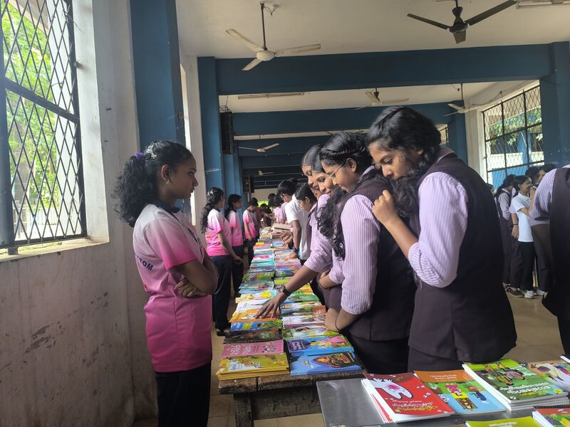 പ്രമാണം:44029 2353.jpg