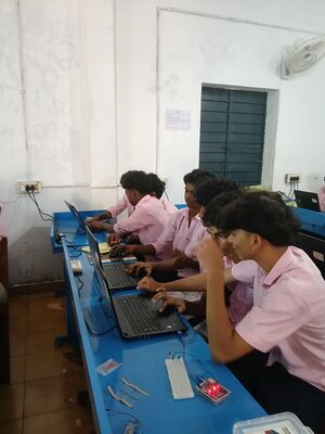 48051 Robotics Practice for Std10 -1.jpg