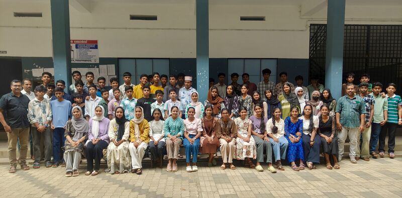 പ്രമാണം:Thamarasseri 1 sub dt camp.jpg