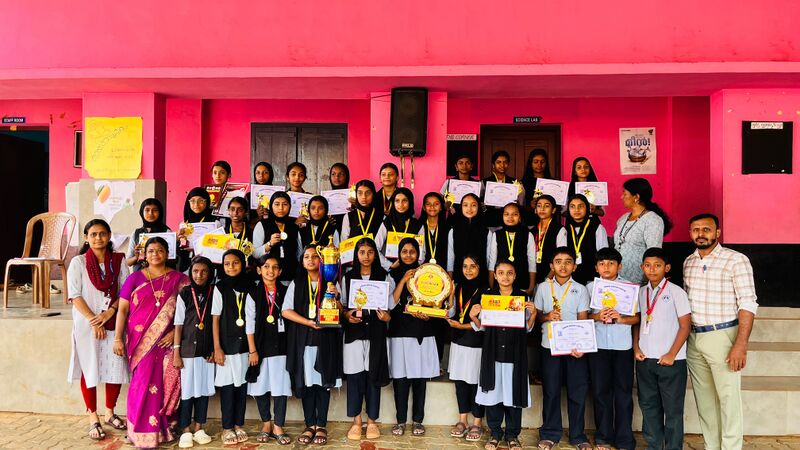 പ്രമാണം:18677 25dec2.jpg