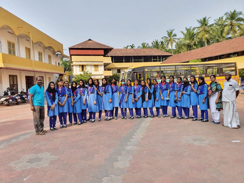 പ്രമാണം:19016ഗൈ‍‍ഡ്സ് 4.jpeg.jpeg