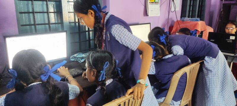 പ്രമാണം:22076 LK ML 1.jpg