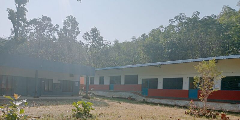 പ്രമാണം:24305 school.jpg