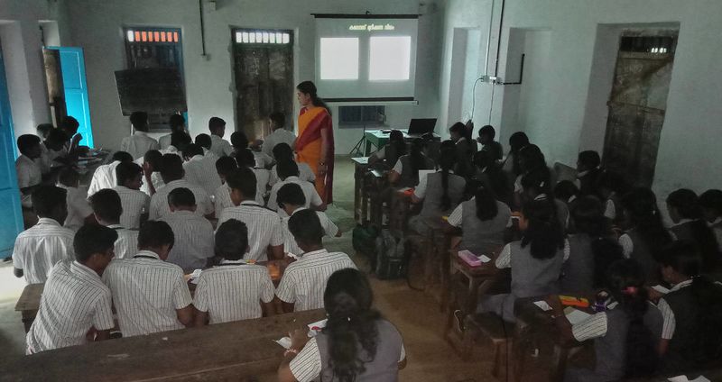 പ്രമാണം:28012 MC007.jpg