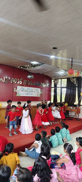 പ്രമാണം:35330 DHWANI2.03.jpg