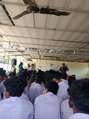 36065 lifesaving skill3.jpg