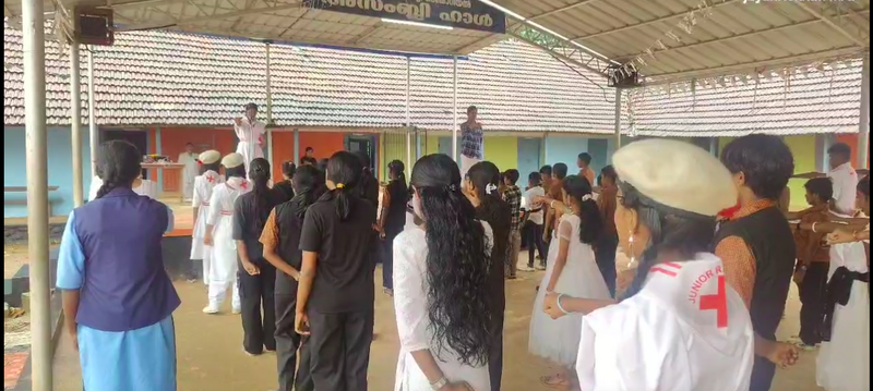 പ്രമാണം:39045 KLM SNTD25.png