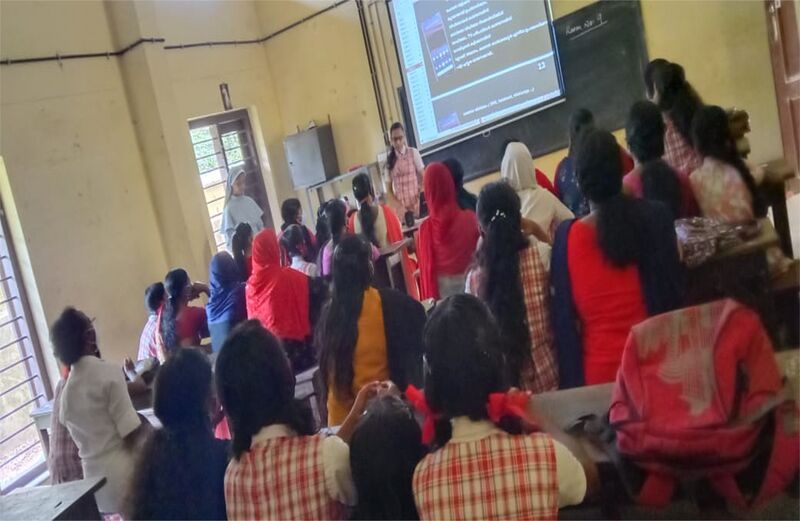 പ്രമാണം:41068-KLM-LKCS22-1 - JOSPHINE ANTONY.jpg