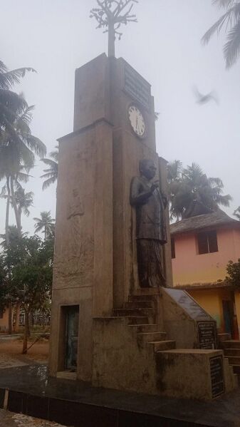 പ്രമാണം:42020-entegramam-asan smarakam.jpg