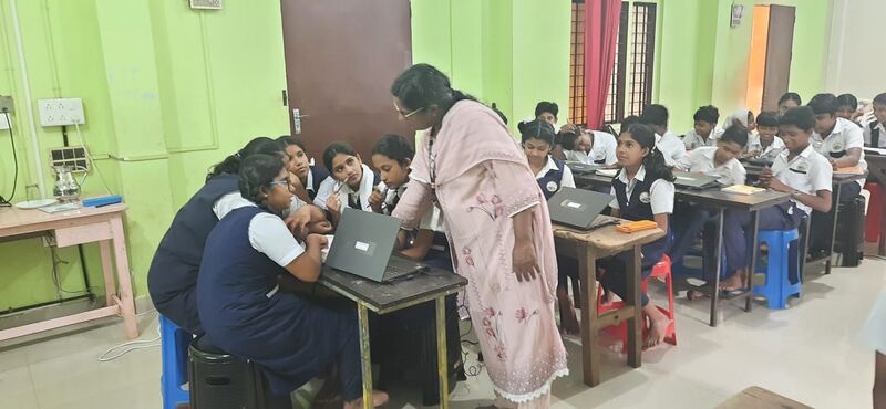 പ്രമാണം:PC24-27 KKD 47106 7.jpg