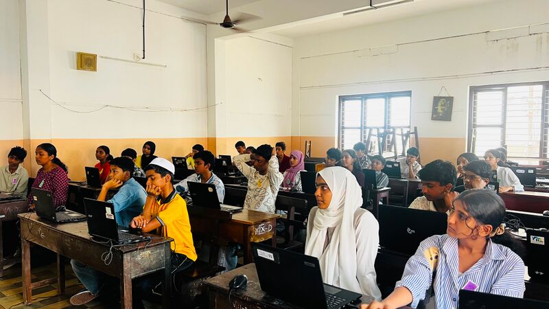 പ്രമാണം:Vatakara 2 sub dt camp.jpg