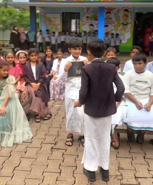 പ്രമാണം:11021-basheer day.jpg