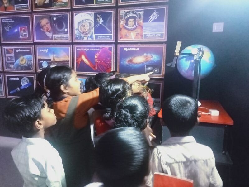 പ്രമാണം:19254 hightech1.jpeg