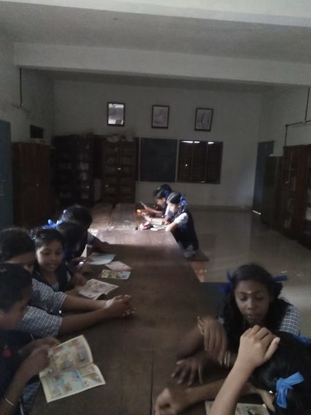 പ്രമാണം:22076rdg 2.jpg