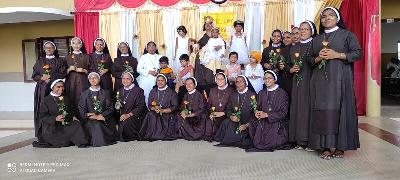 പ്രമാണം:25855 CarmalDay2 SJUPS.jpg