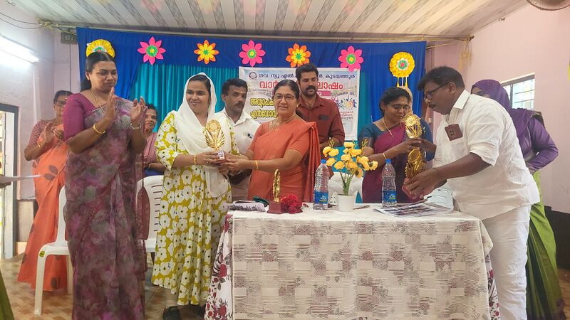 പ്രമാണം:29228 ava.jpg