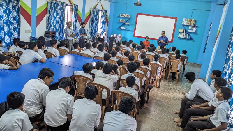 പ്രമാണം:ATAL THINKERING.jpg