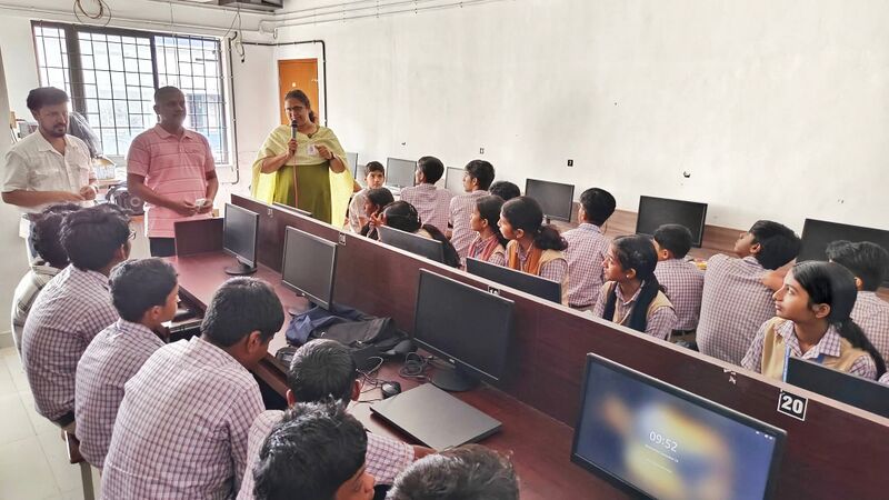 പ്രമാണം:LK 2025-28-Preliminary Camp1.jpeg
