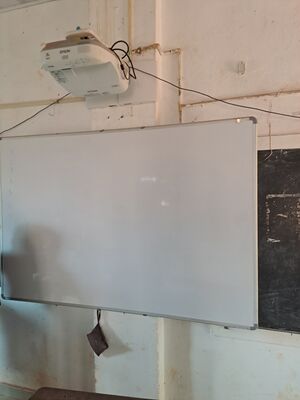 11033 Hitech class2.jpg