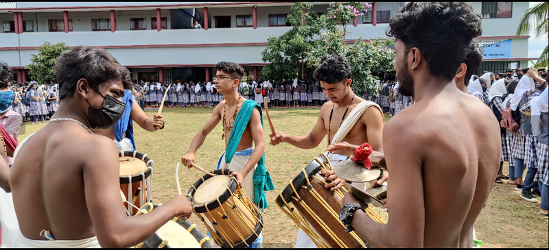 പ്രമാണം:15051 band melam 2.png