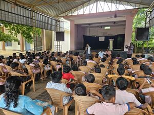 19833- MLP - Adv 3.jpg