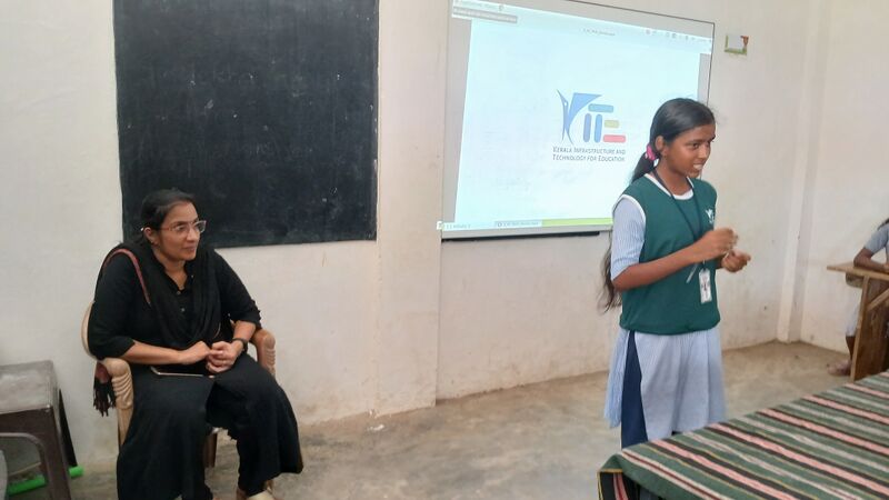 പ്രമാണം:21060 lk free software class1.jpg