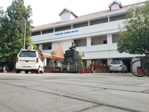 22040 schoolmain building.jpg