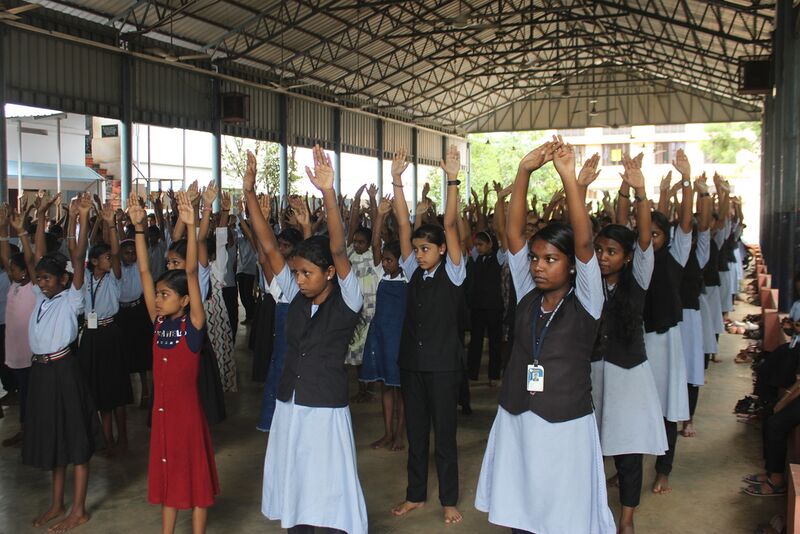 പ്രമാണം:23071 GSHSSMELADOOR YOGA DAY.JPG