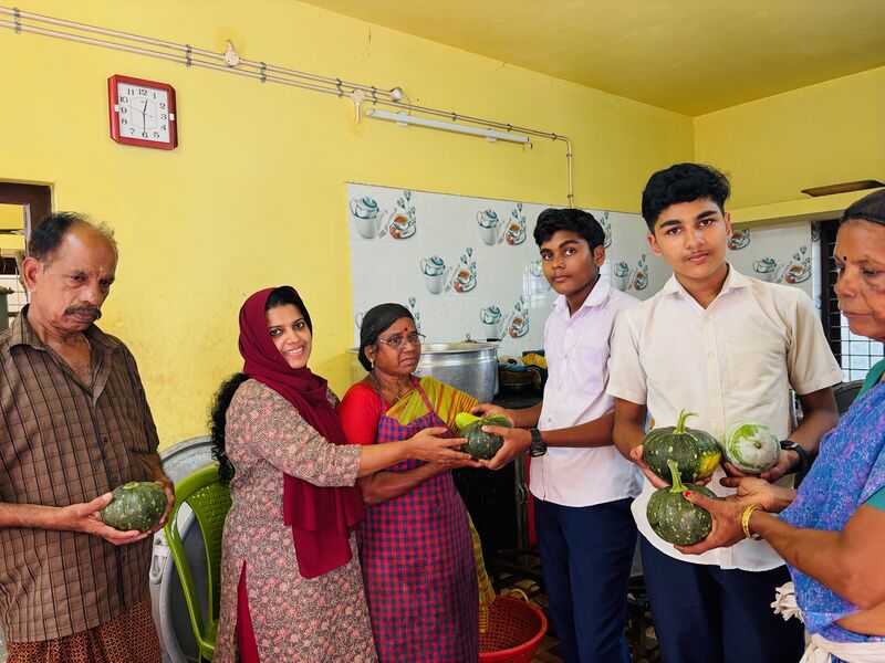 പ്രമാണം:34044-GHSM-NALLAPADAMKARSHIKA PRAVARTHANANGAL2025-9.jpg