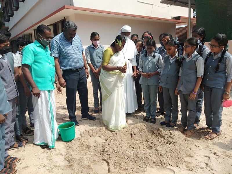 പ്രമാണം:34250 ENVIRONMENT DAY.jpg