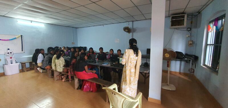 പ്രമാണം:43068 Little kite unit camp.jpg