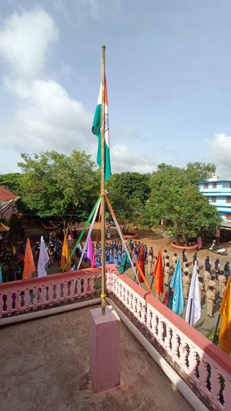 പ്രമാണം:Independance Day 2.jpg