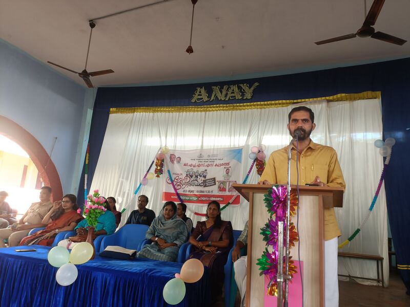 പ്രമാണം:12031 kuttamath praveshnolsavam 202658.jpg