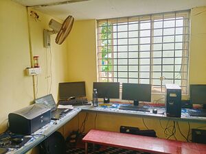 14832-hitech-computerlab.jpg