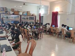 ഹൈസ്‍കൂൾ കമ്പ്യൂട്ടർലാബ്