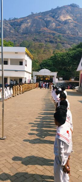 പ്രമാണം:20047schoolview.jpg