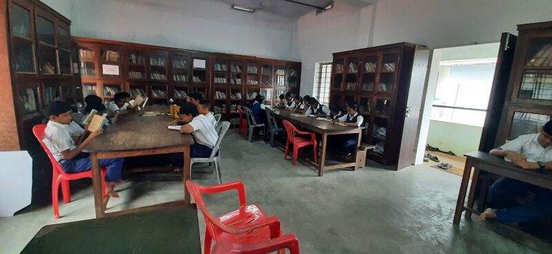 പ്രമാണം:25068 2025-26 vayanadinam june19.jpg