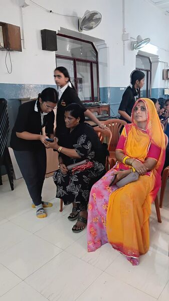 പ്രമാണം:26038 LK CAMP TRAINING.jpg