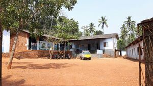 School ഫോട്ടോ.jpg