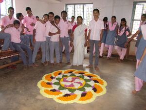 13121 onam 2013 5a.jpg