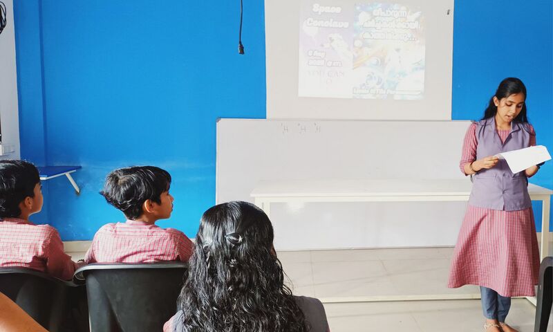 പ്രമാണം:19042 Spaceweek Conclave1.jpg