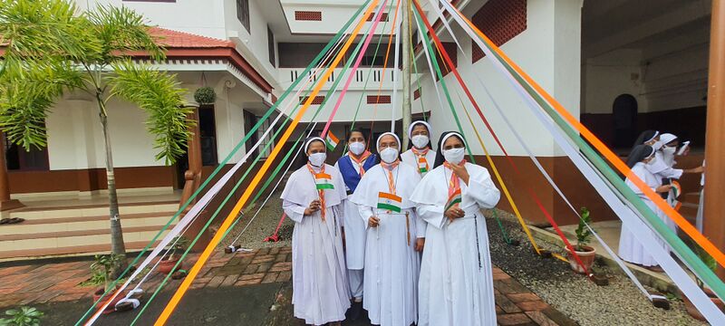 പ്രമാണം:25024 indday (3).jpg