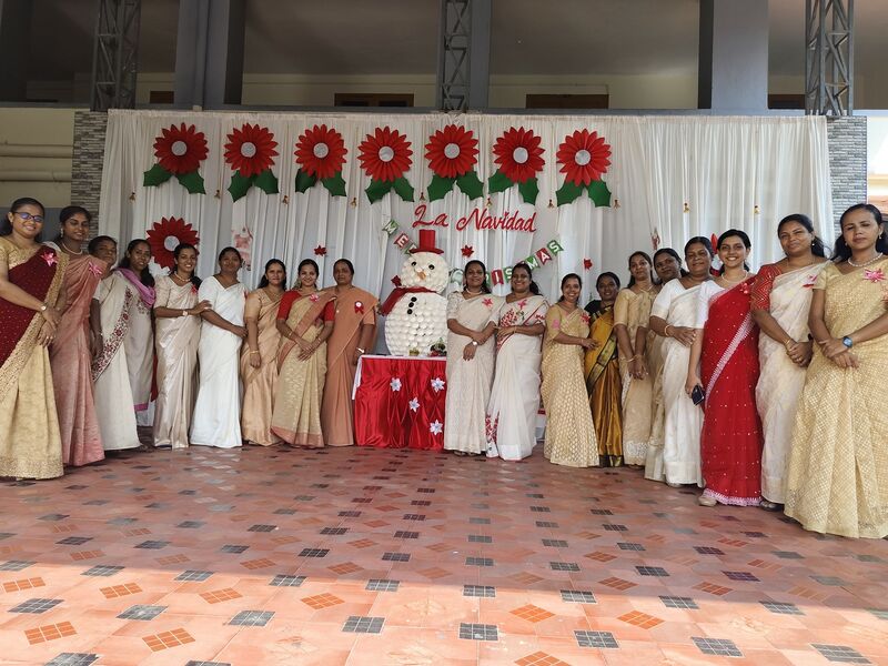 പ്രമാണം:26342 x'mas3.jpg