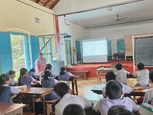 31062-High tech classroom.jpg