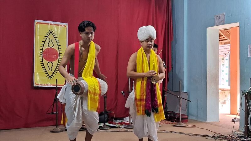 പ്രമാണം:41409 Manipuri dance 7.jpg